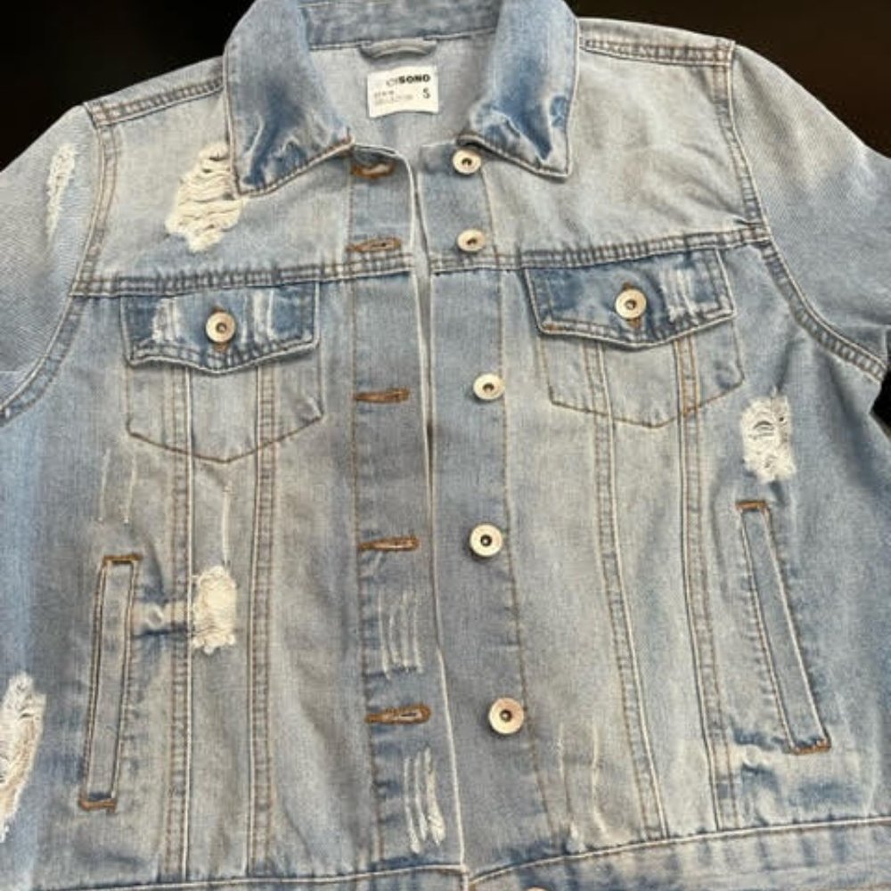 Cisono jean jacket Small